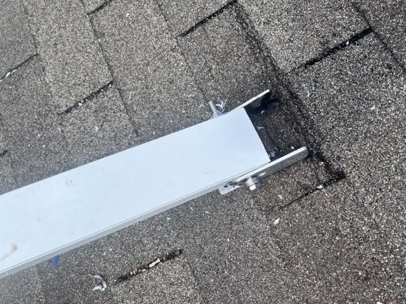 Seamless aluminum gutter install Lakeland
