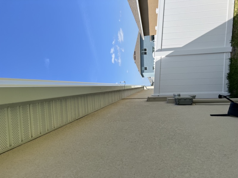 Seamless gutter installation Lakeland FL